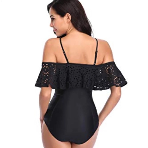 Small Black Of shoulders swimsuit - Picture 3 of 8